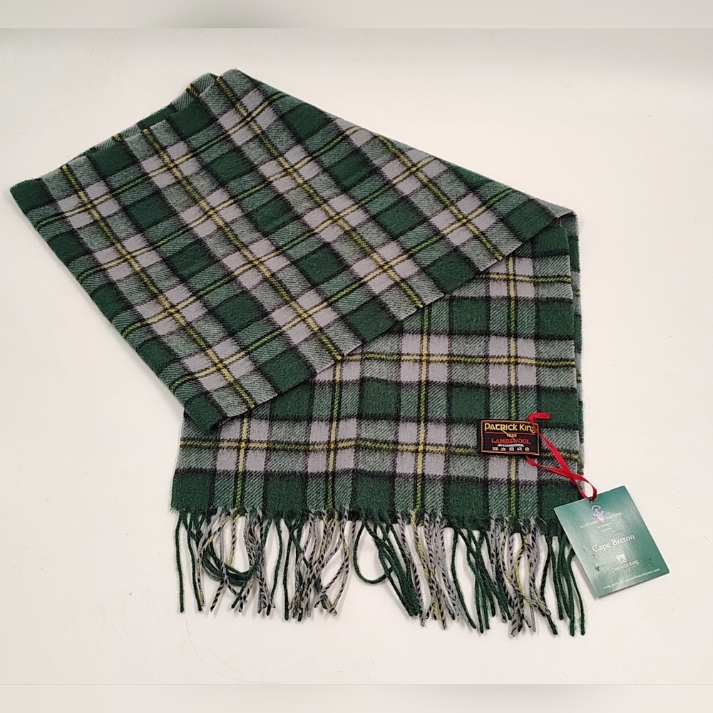 Cape Bretton Scottish Tartan Plaid Lambswool Fringe Scarf Patrick King NWT